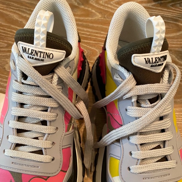 VALENTINO GARAVANI Rockrunner Up leather sneakers - Picture 11 of 15